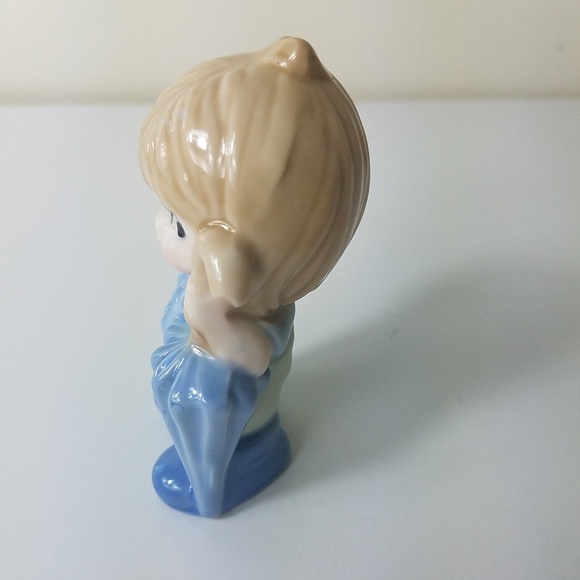 KELVIN'S CERAMIC LITTLE BOY FIGURINE - Picture 4 of 8